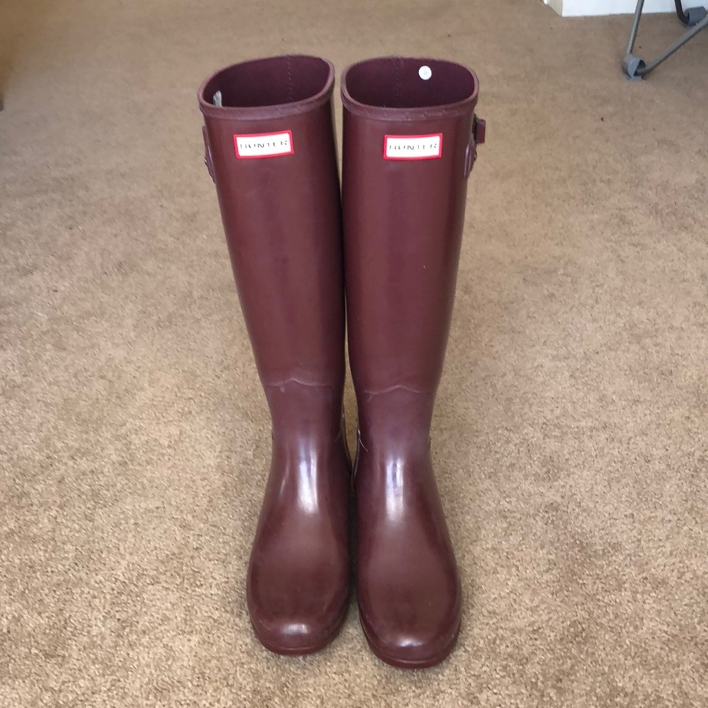 Purple hunter rain boots